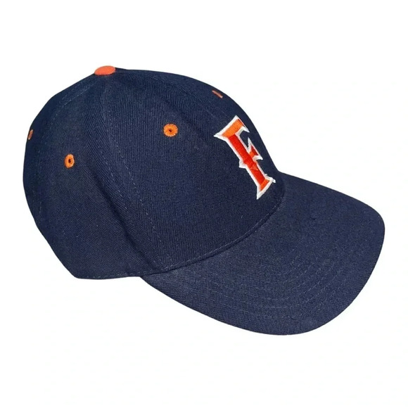 Cal State Fullerton Classic Nike Baseball Cap. 7 3/8 - Just do it - Picture 4 of 9